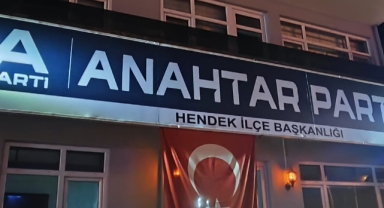 BAYRAĞIMIZA UZANAN ALÇAK EL, MİLLETİMİZİN SABRINI SINAMAKTADIR!