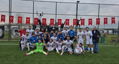 DERBİDE GÜLEN HENDEK: 10 KİŞİYLE ZAFERE!