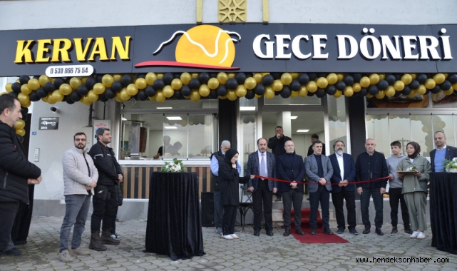​HENDEK’TE LEZZETİN YENİ ADRESİ: KERVAN GECE DÖNERİ AÇILDI