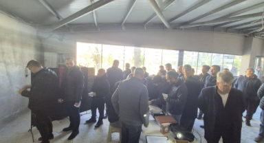 OBA MEŞALE EVLERİ’NDE DEVİR TESLİM: PRESTİJLİ SİTEDE SEÇİM HEYECANI!