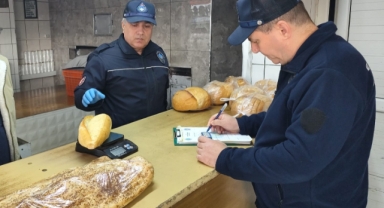 ZABITA EKİPLERİNDEN FIRIN VE MARKETLERE SIKI DENETİM