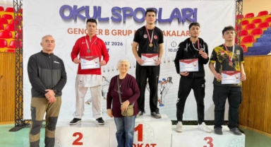 Ekizoğlu ve Akbulut Final bileti aldı.