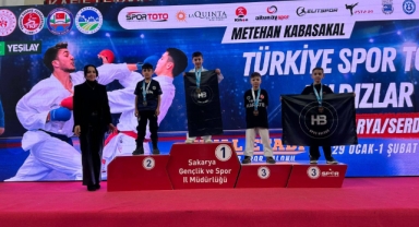 HENDEK’İN YILDIZLARI TÜRKİYE’Yİ SALLADI: 16 MADALYA!