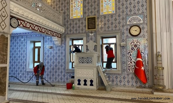 Hendek’te Camiler Ramazan’a Işıl Işıl Giriyor!