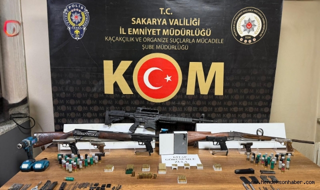 Silah kaçakçılarına operasyon: Suikast silahı ele geçirildi