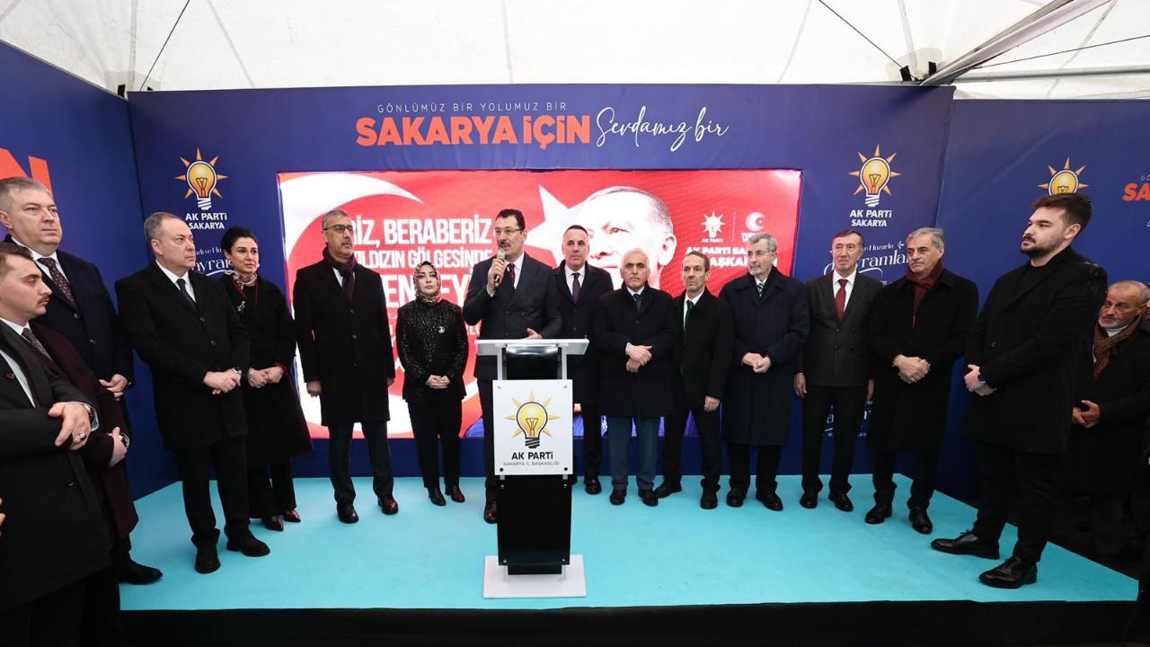 AK Parti Sakarya Teşkilatı Bayramlaşma Programında Bir Araya Geldi