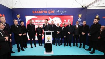 AK Parti Sakarya Teşkilatı Bayramlaşma Programında Bir Araya Geldi