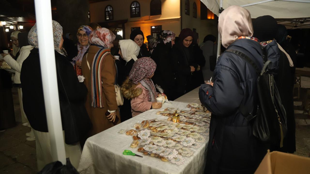 GENÇLER RAMAZANIN BEREKETİNDE BULUŞTU