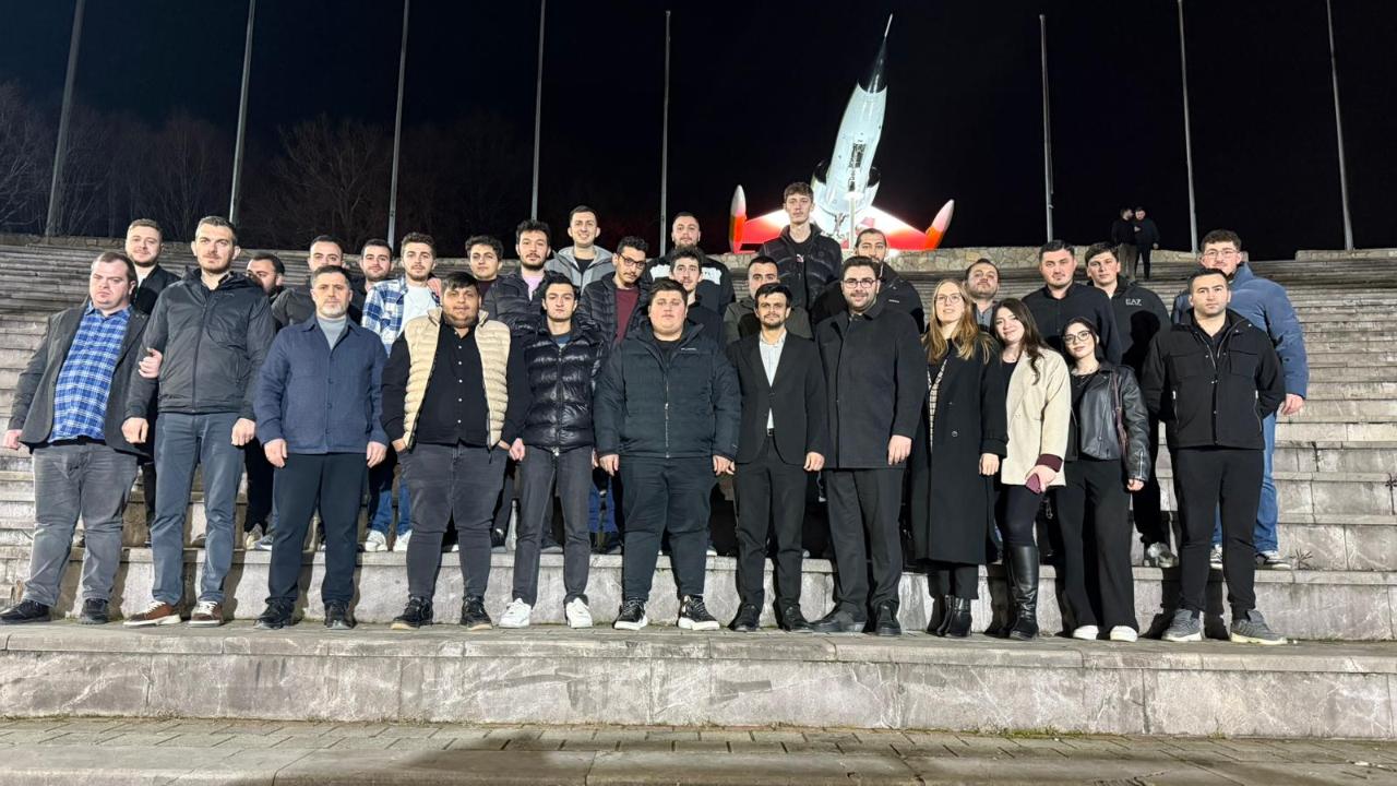 GENÇLER SAHADA: HENDEK’TE GÖNÜLLERİ FETHEDEN İFTAR