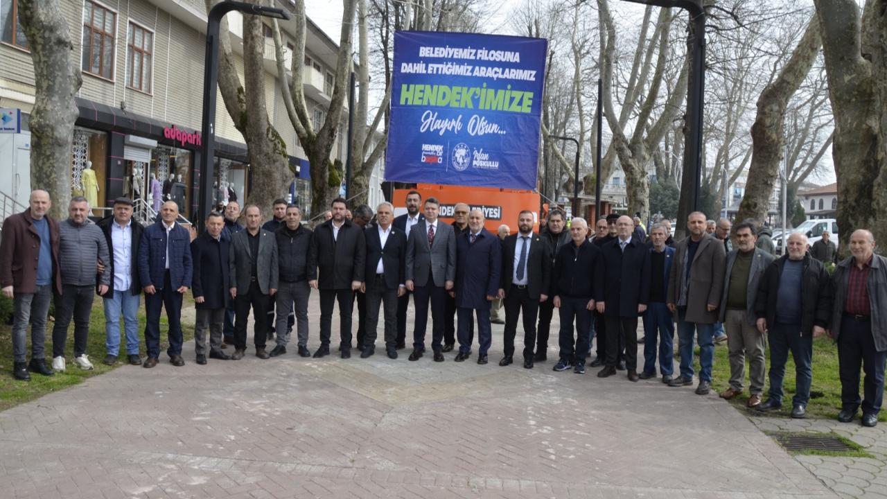 HENDEK BELEDİYESİ ARAÇ FİLOSUNU GÜÇLENDİRDİ