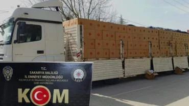 Hendek’te 10 Milyon Kaçak Makaron Ele Geçirildi!