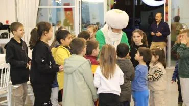 Hendek’te Gönül Sofraları Yetimler İçin Kuruldu