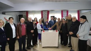 Hendek’te Huzurevi Sakinlerine Anlamlı Ziyaret