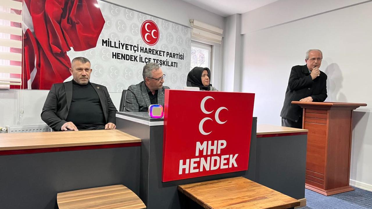 MHP Hendek İlçe Teşkilatı Bayramlaştı
