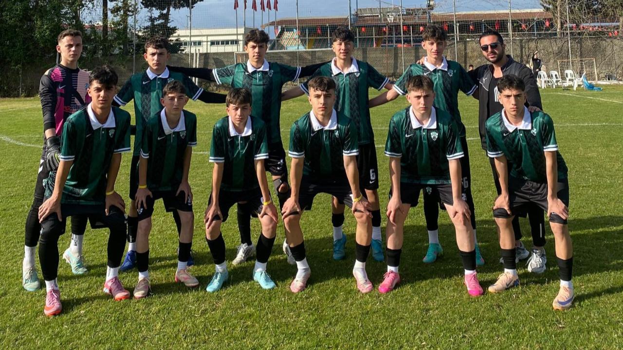 Yeşillerspor Antalya’da Namağlup Şampiyon