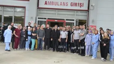 HENDEK DEVLET HASTANESİ’NDE TÜM PERSONEL GÖREVE KOŞTU
