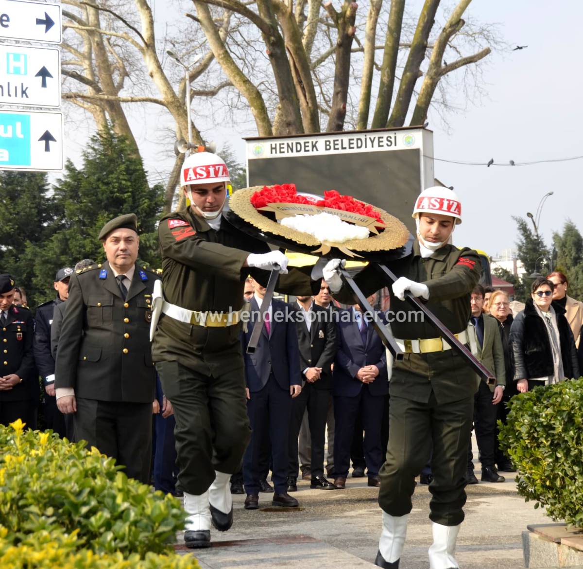 Hendek’te 18 Mart Gururu: Şehitler Dualarla Anıldı