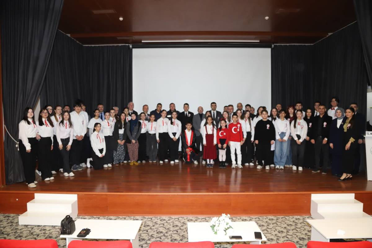 İSTİKLAL VE İSTİKBAL ŞAİRİ MEHMET AKİF ERSOY’U ANMA PROGRAMI DÜZENLENDİ