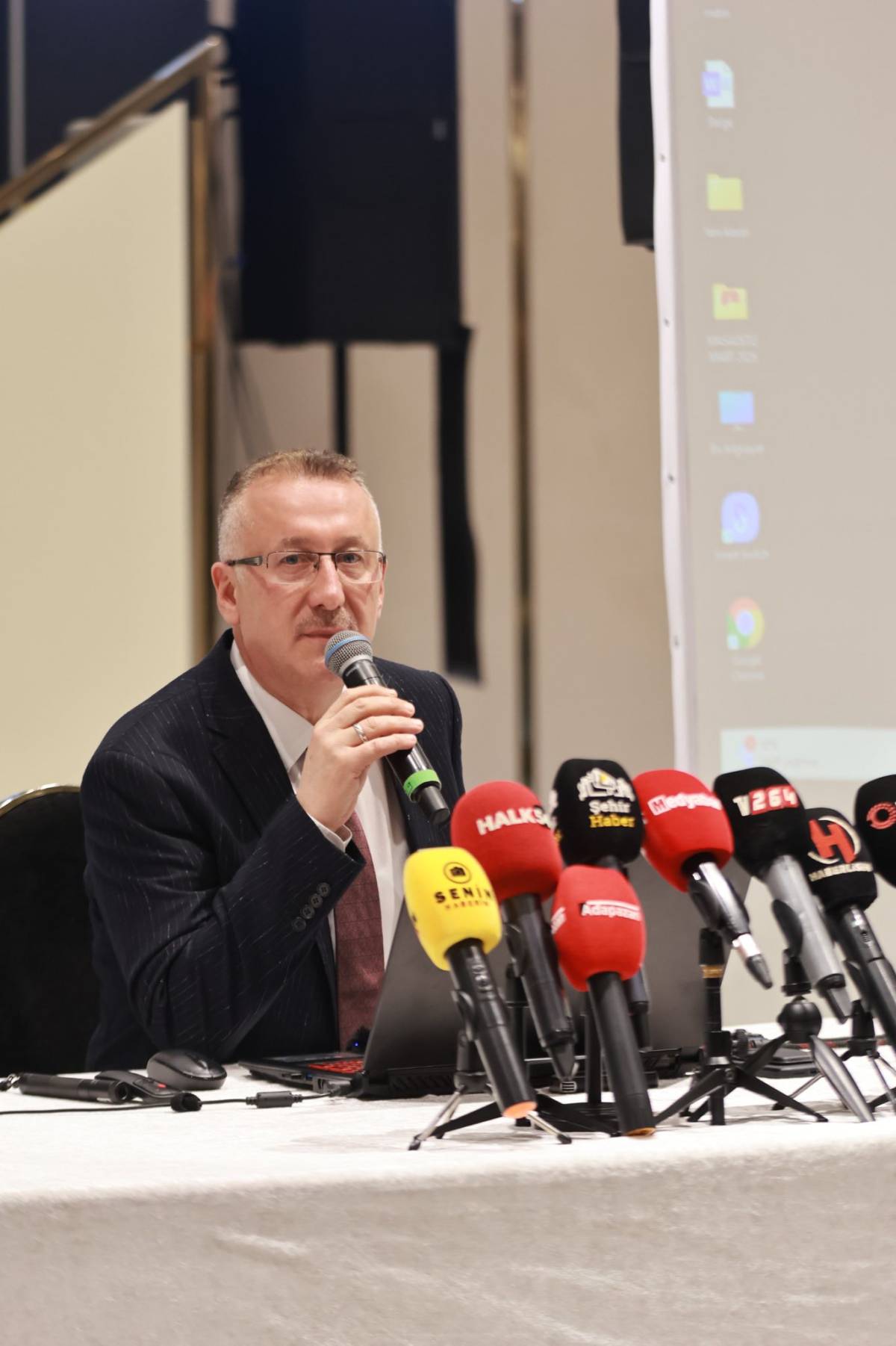 Işıksu AK Parti'den istifa etti