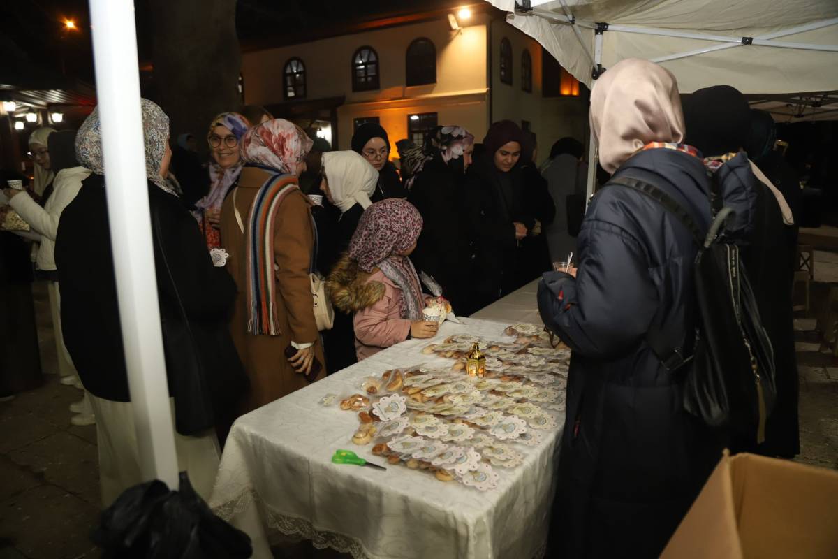 GENÇLER RAMAZANIN BEREKETİNDE BULUŞTU