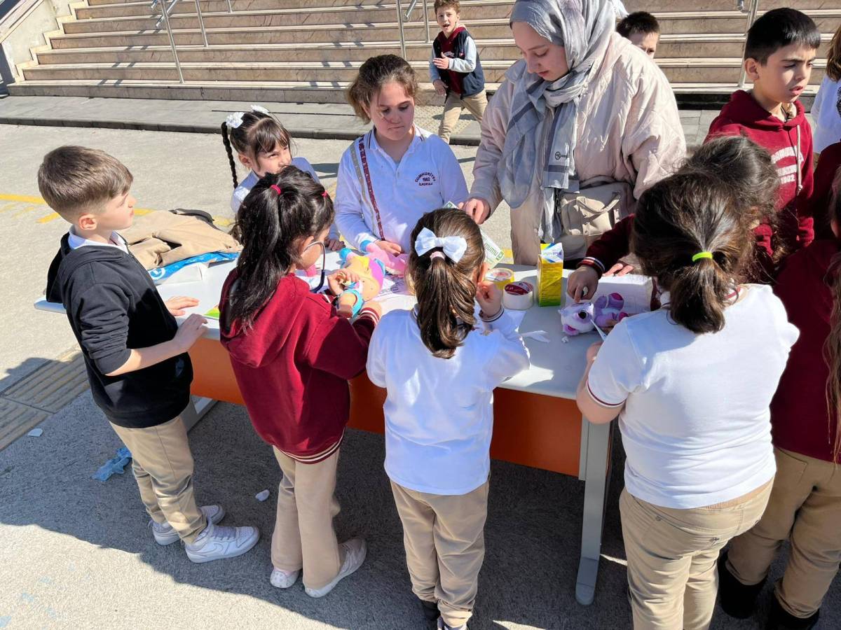 SAĞLIKLI ÇOCUK, SAĞLIKLI GELECEK PROJESİ HENDEK’TE MİNİKLERLE BULUŞTU