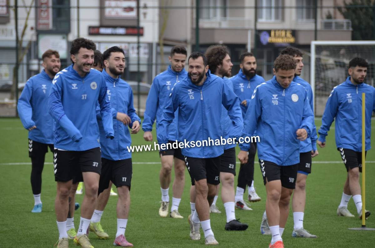 Hendekspor’da Bayram Coşkusu Şampiyonluk İnancıyla Birleşti