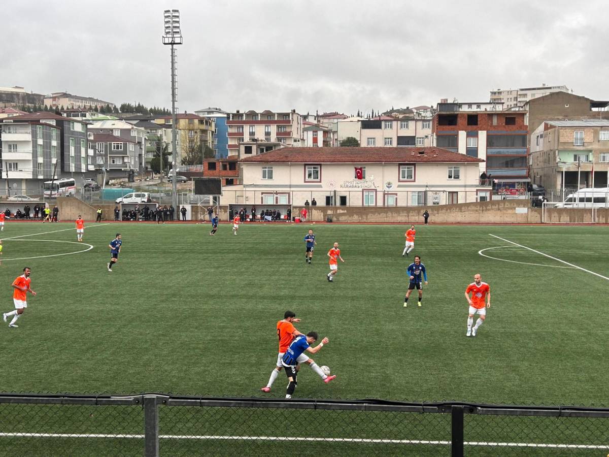 KAYMAKAM GÖKPINAR’DAN HENDEKSPOR’A DEPLASMAN DESTEĞİ