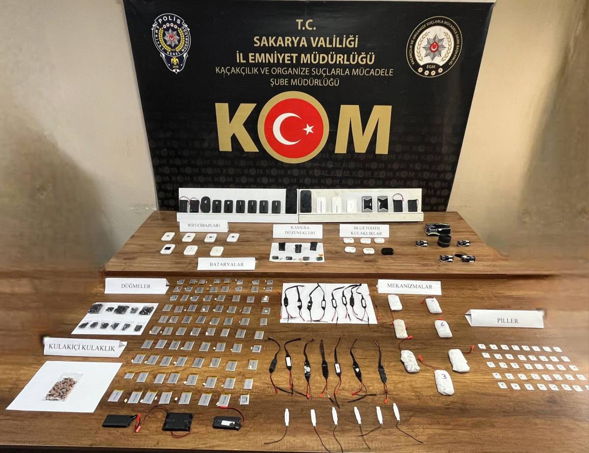 E-SINAVLARDA KOPYA DÜZENEĞİ KURMUŞLAR