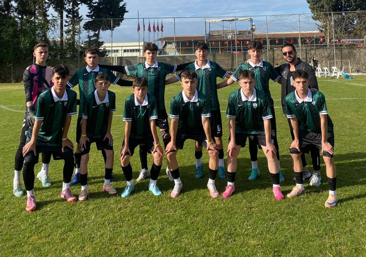 Yeşillerspor Antalya’da Namağlup Şampiyon