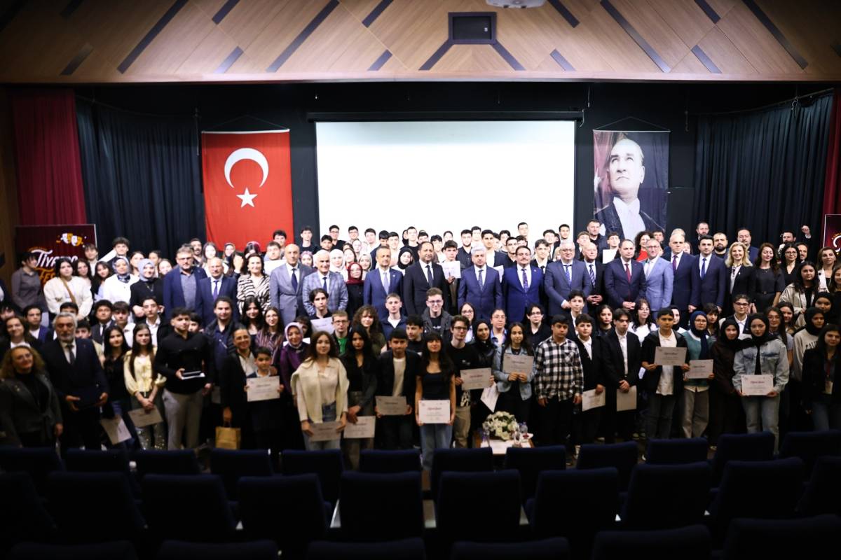 Orhangazi Anadolu Lisesi Öğrencileri gurur yaşattı