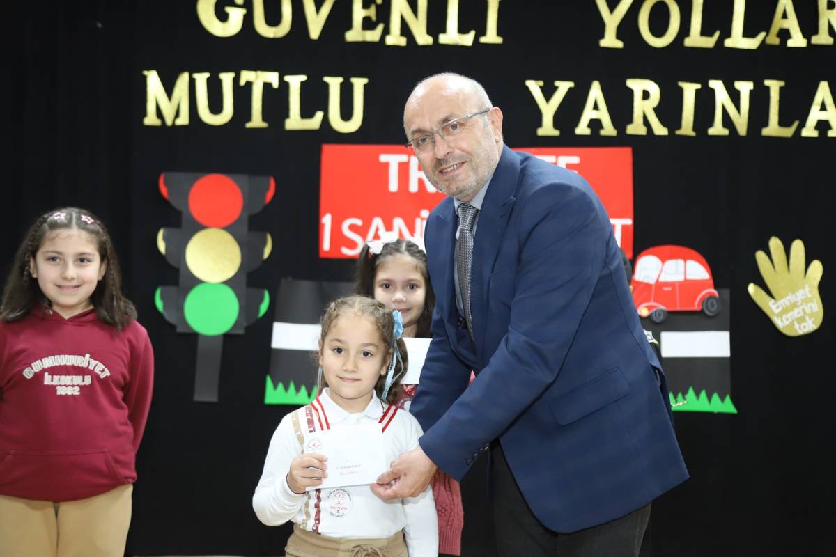 Hendek’te Miniklere Trafik Bilinci